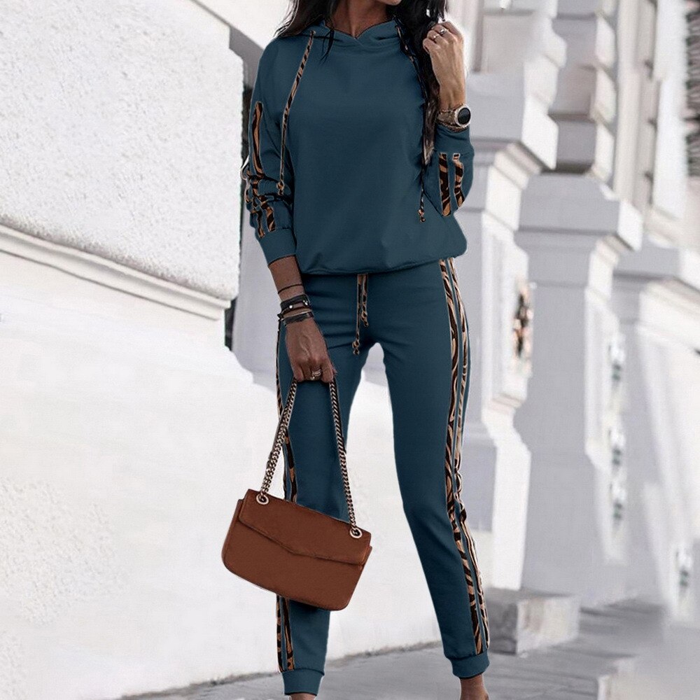 Casual Two Piece Set Hoodie Solid Color Short Tops And Long Pants Loose 2 Piece Set Women Fashion Sexy Sport Female Tracksuits