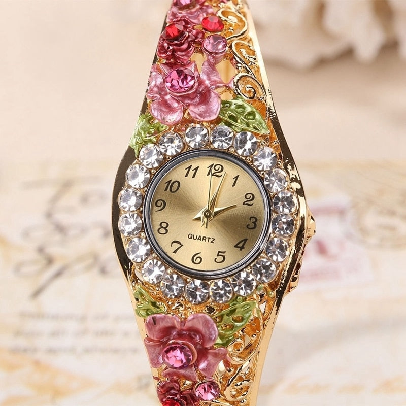 New Golden Luxury Bracelet Watch Lady Flower Design Alloy Band Elegant Women Wristwatch Crystal Female Dress Watch Reloj Mujer